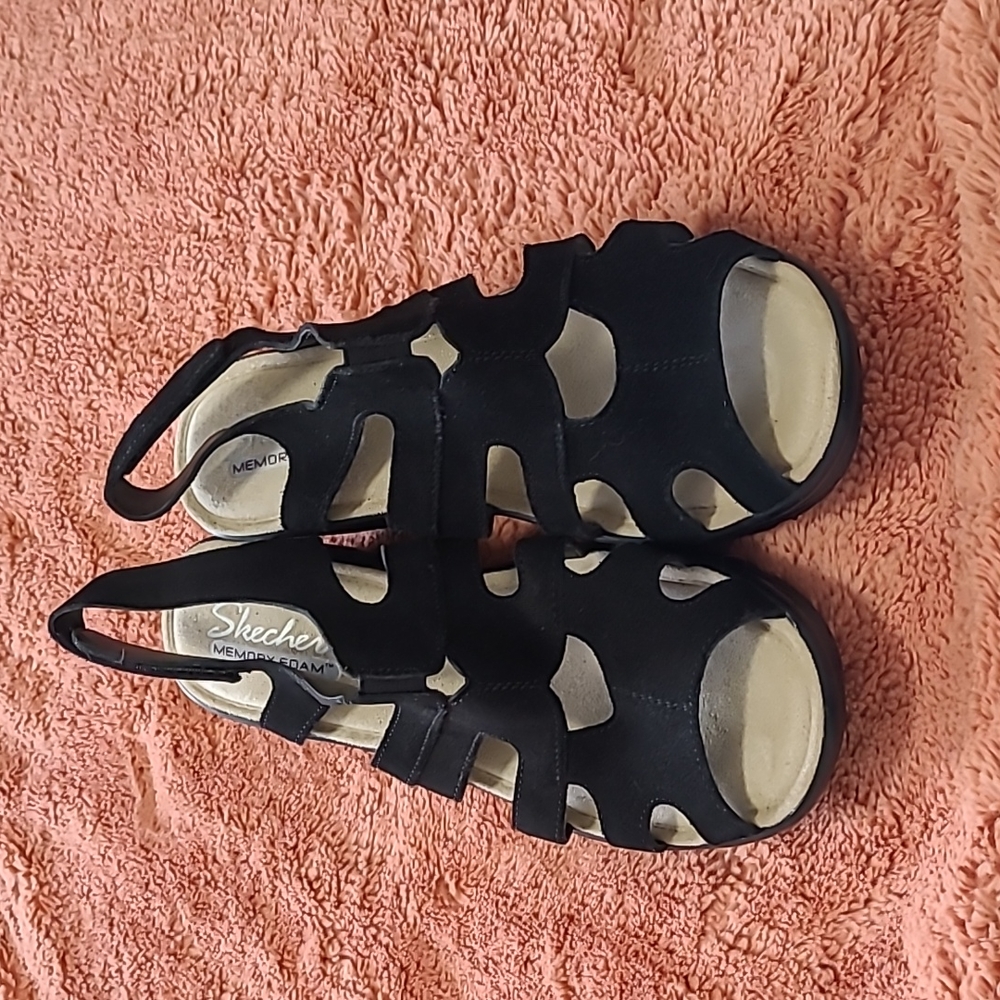Sketchers wedge sandals